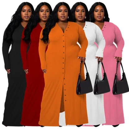 Solid Color Plus Size Maxi Dress - Image 3